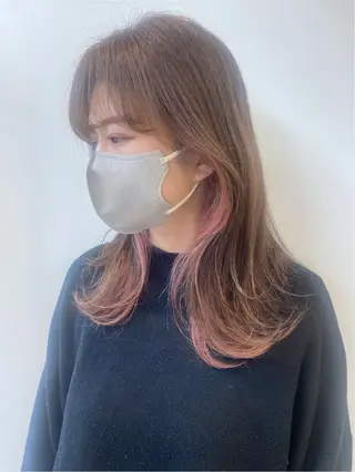 セミロング カラー 小顔レイヤー/ ベージュ🤍Rieのヘアスタイル