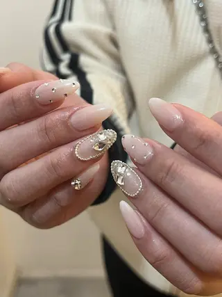 ネイル +vico所属・+vico Reiのネイルデザイン