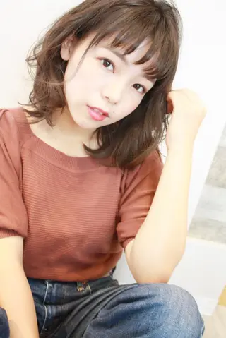 ミディアム カラー パーマ tuuli トゥーリのヘアスタイル