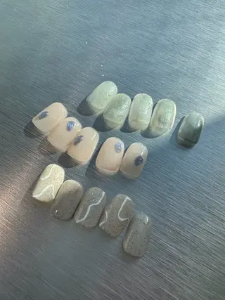 ネイル シーナリー（SCENERY NAIL）所属・下北沢ネイリスト RIKAのネイルデザイン