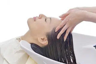 南 妃那のヘアスタイル