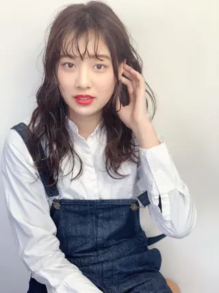 セミロング カラー パーマ ヘアアレンジ キッズ ネイル 岩崎 克秀のヘアスタイル