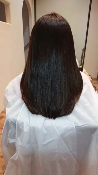尾形 百花のヘアスタイル