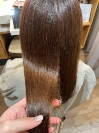 セミロング カラー/ストレート 🕊‎佐藤友奈‎🤍のヘアスタイル