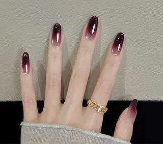 ネイル 高木 維麗絲のネイルデザイン