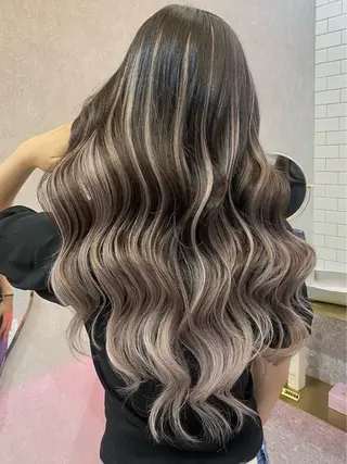 カラー Yuto レイヤー /ミルクティーのヘアスタイル