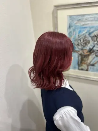 ミディアム カラー 井上 花音のヘアスタイル