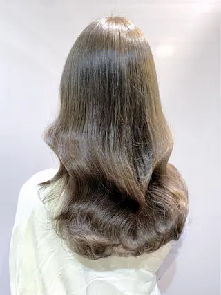 セミロング カラー 柔らか垢抜けｶﾗｰと ｶｯﾄ🫧ASUKAのヘアスタイル