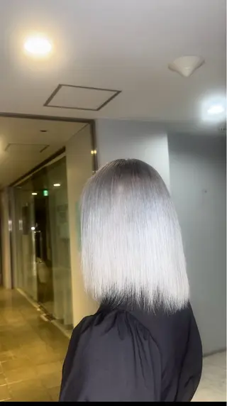 カラー 奥田 星来のヘアスタイル