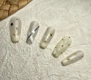 ネイル M🌷nail 長さだし専門店のネイルデザイン