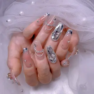 ネイル UMI ネイルサロン新宿🎀のネイルデザイン