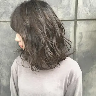 ミディアム カラー レイヤーカット BLend 渋谷のヘアスタイル