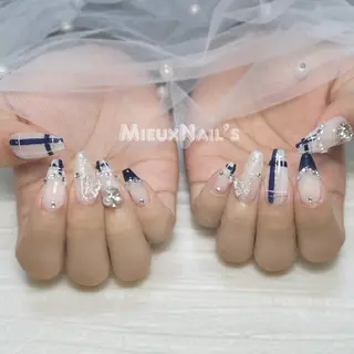 ネイル Miyu❤️‍🔥 Mieuxnailsのネイルデザイン