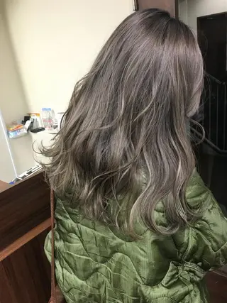 ロング カラー メンズハイトーン メンズバレイヤージュのヘアスタイル