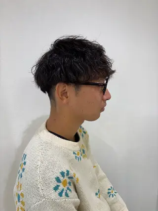 パーマ メンズ ニュアンスパーマ/ フェザー/マッシュのヘアスタイル