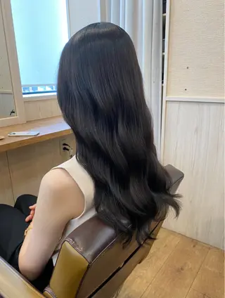 セミロング NUMBER 天王寺YUYAのヘアスタイル