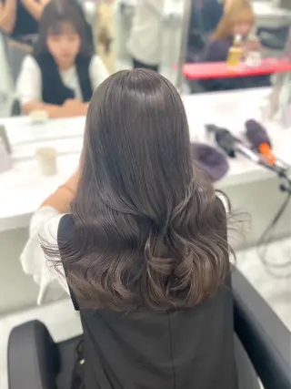 セミロング カラー 渋谷人気1位✨カラー 縮毛、髪質改善のヘアスタイル