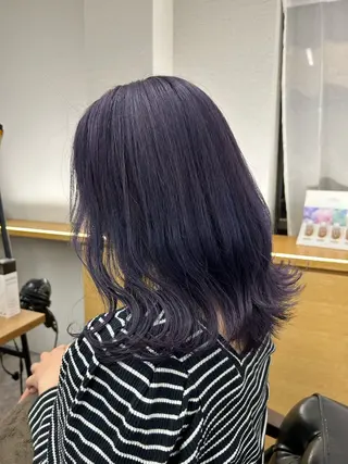 ミディアム カラー Emitas.　井上 真奈美のヘアスタイル