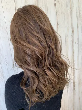 セミロング カラー 心斎橋韓国ボブ 好原良真のヘアスタイル