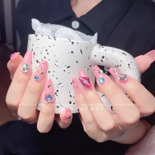 ネイル M🌷nail 長さだし専門店のネイルデザイン