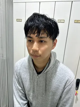 メンズ レイヤー 艶々カラーのヘアスタイル