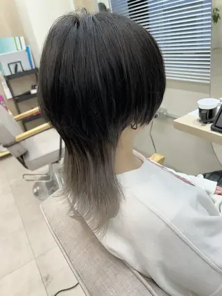 ミディアム カラー メンズ レイヤー ウルフ 弓木啓輔のヘアスタイル