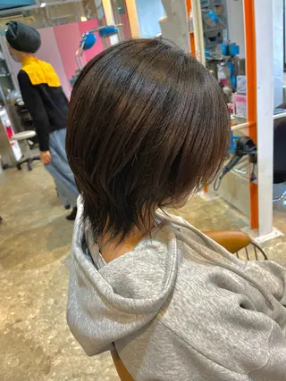 ミディアム うしだ かおるのヘアスタイル