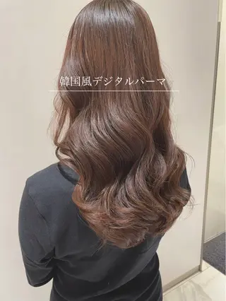 セミロング パーマ 韓国っぽ透け感カラー マンツーマン🫧なおのヘアスタイル