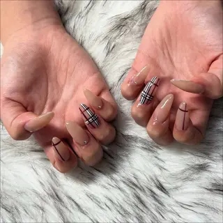 ロング mao .のネイルデザイン