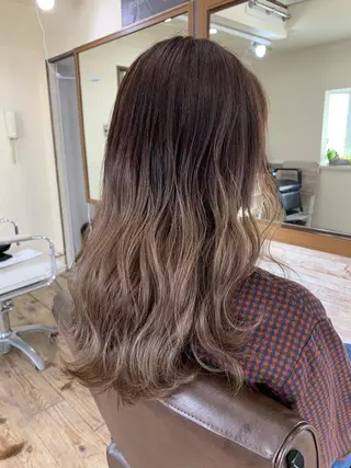 ロング カラー 渡辺 健太のヘアスタイル