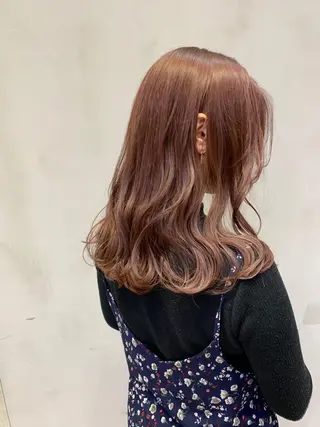 ミディアム yui .のヘアスタイル