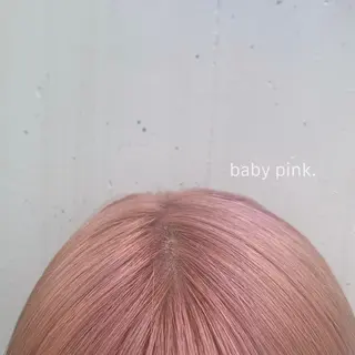 ミディアム カラー RINA🧤 デザインとボブのヘアスタイル