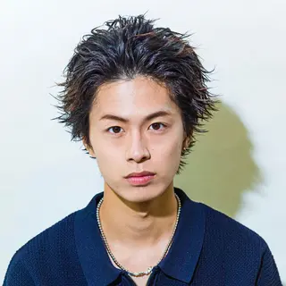 ショート メンズ 艶透明感カラー/ ルーズパーマ/田中のヘアスタイル