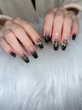 ネイル VIERU YURIのネイルデザイン