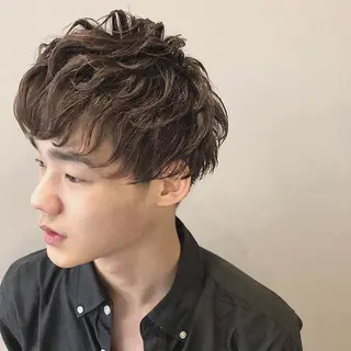ショート パーマ メンズ 山口 浩之のヘアスタイル