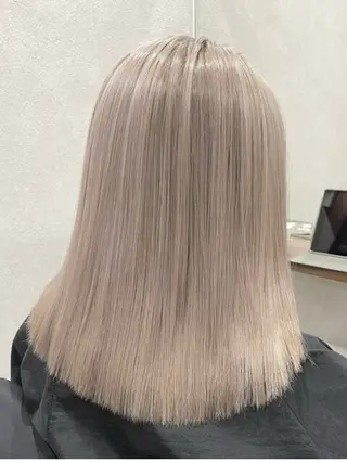 ミディアム カラー Mëw &のヘアスタイル