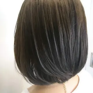 ミディアム 中原 琴音のヘアスタイル
