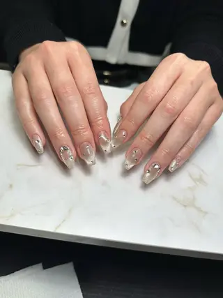 セミロング 森 まやのネイルデザイン