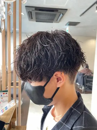 ショート カラー パーマ メンズ 金森 斗夢のヘアスタイル