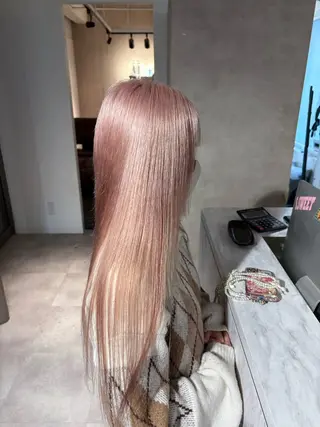 カラー Seleneコウキ ブリーチ/ハイトーンのヘアスタイル