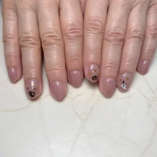 ネイル NAILSALON RandU...のネイルデザイン