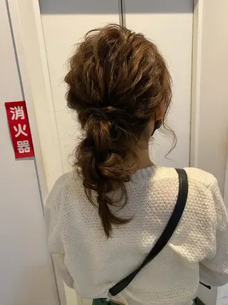 セミロング 都筑 莉佳子のヘアスタイル