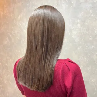ショート カラー 有田裕真 【ブリーチカラー】のヘアスタイル