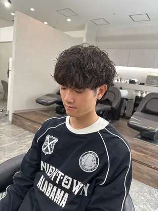 パーマ メンズ メンズスタイリスト✨ 助川龍哉のヘアスタイル