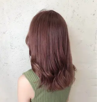 ミディアム カラー 透明感カラー🎀／ 寒色カラー／マツエクのヘアスタイル