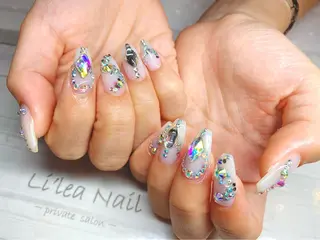 ネイル Li'leaNail AINAのネイルデザイン