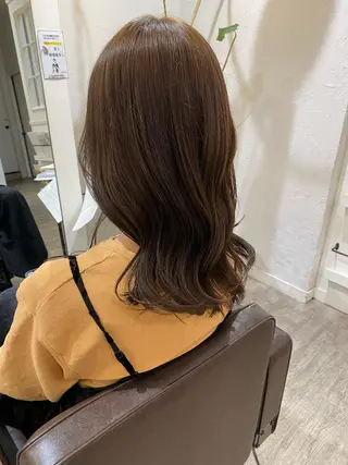 セミロング カラー 前橋 姫奈のヘアスタイル