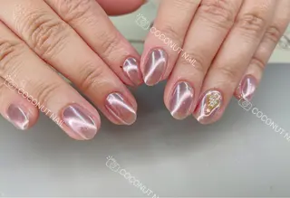 ネイル 神田 ココナッツのネイルデザイン