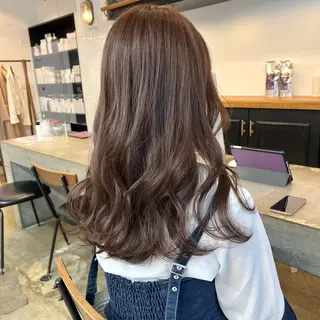 セミロング カラー ヘアアレンジ うる艶カラー /縮毛矯正✨レオンのヘアスタイル