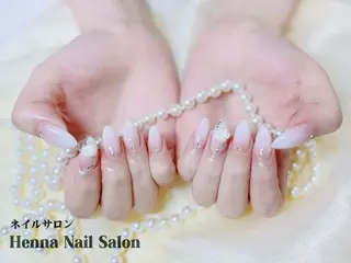 ネイル Henna Kongssalonのネイルデザイン